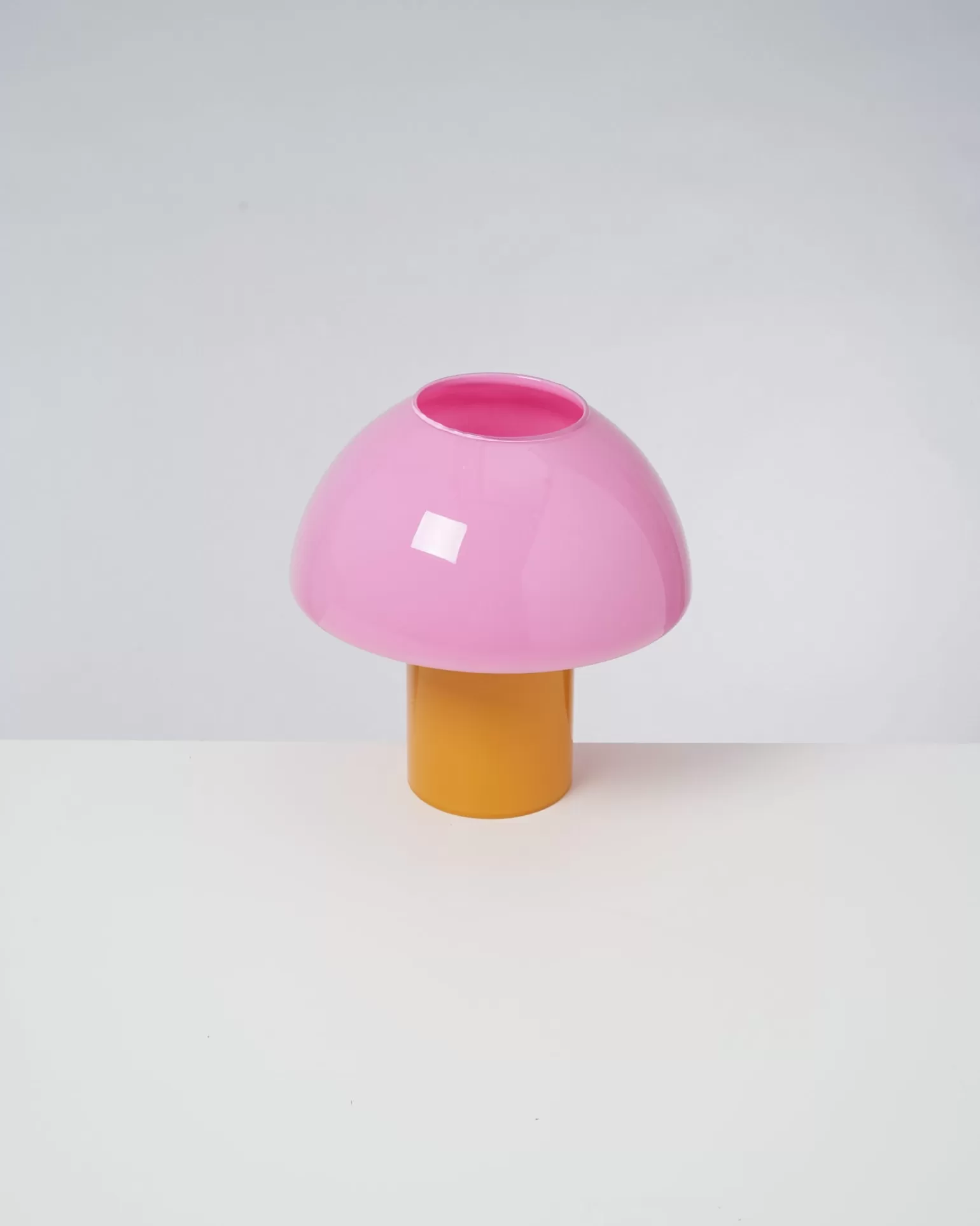 Outlet Motel a Miio Cogumelo - Glass Lamp Pink Yellow rosa gelb