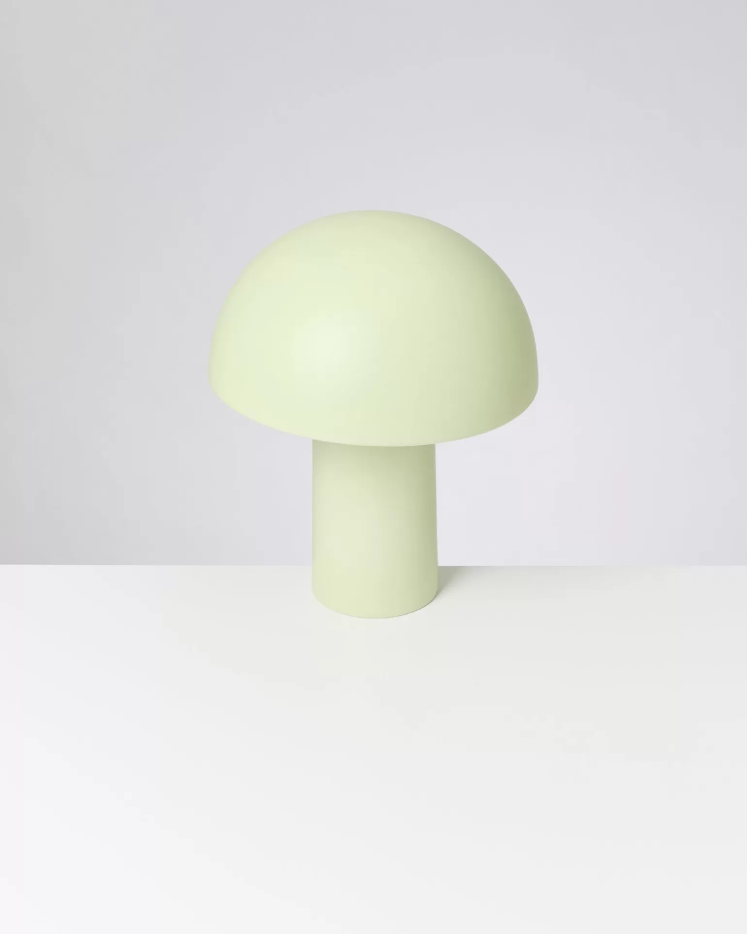 Best Motel a Miio Cogumelo Ceramic Lamp lime