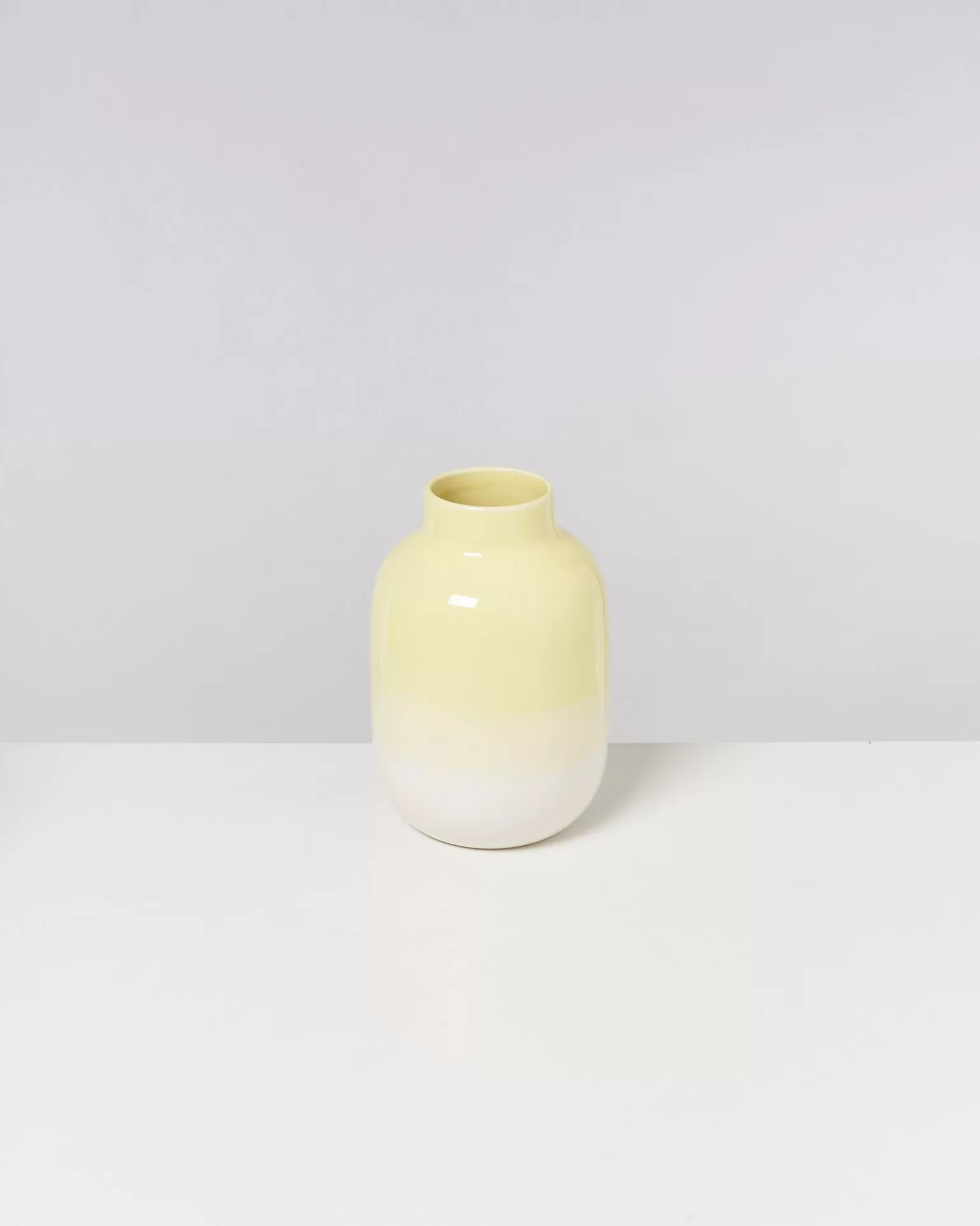 Cheap Motel a Miio Nuno Vase M - yellow