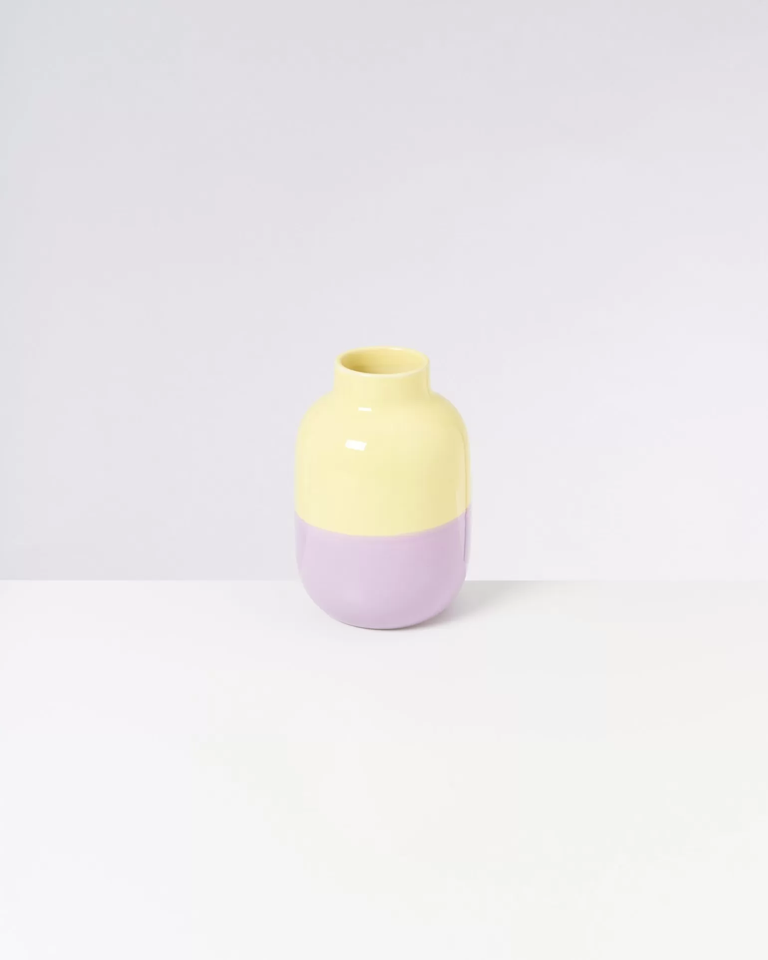 New Motel a Miio Nuno Vase M - Yellow Lilac yellow purple